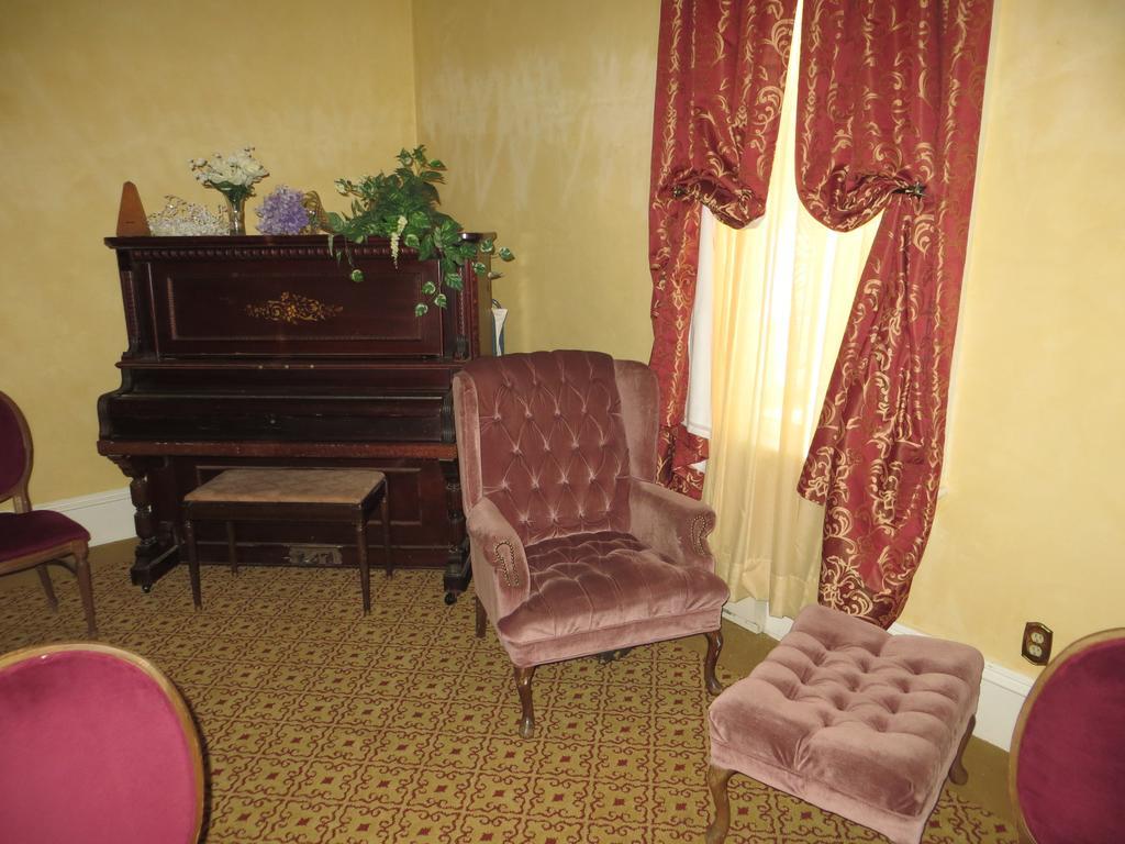 Edith Palmer'S Country Inn, Historical Bed & Breakfast Virginia City Εξωτερικό φωτογραφία